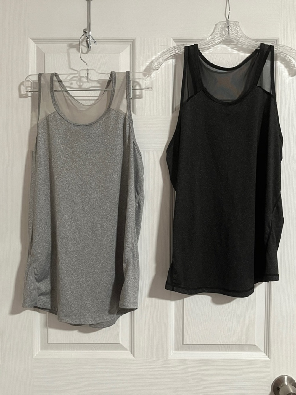 Liberty Pro Women's XL Gray Mesh Scoop Neck Stretch Sleeveless
Active Tank